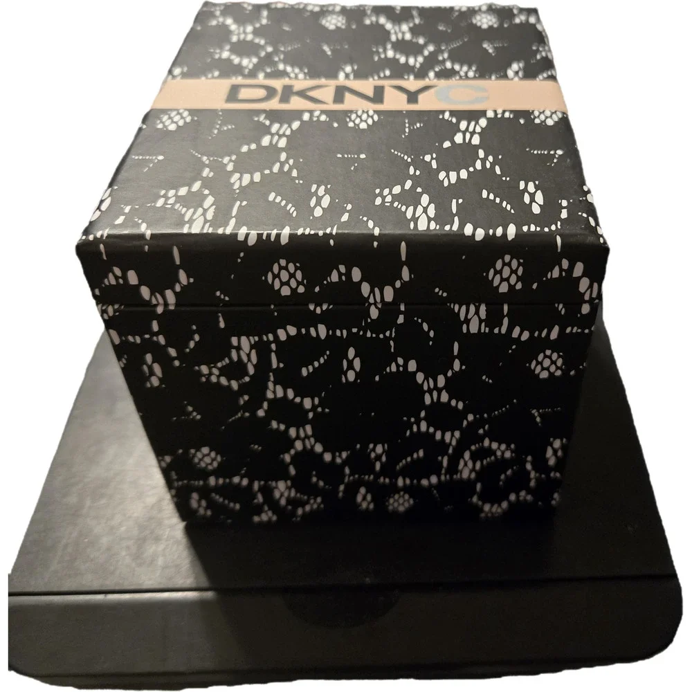 DKNY C Lace Pattern Boxed Stationery 24 Set black and white mini cards envelopes